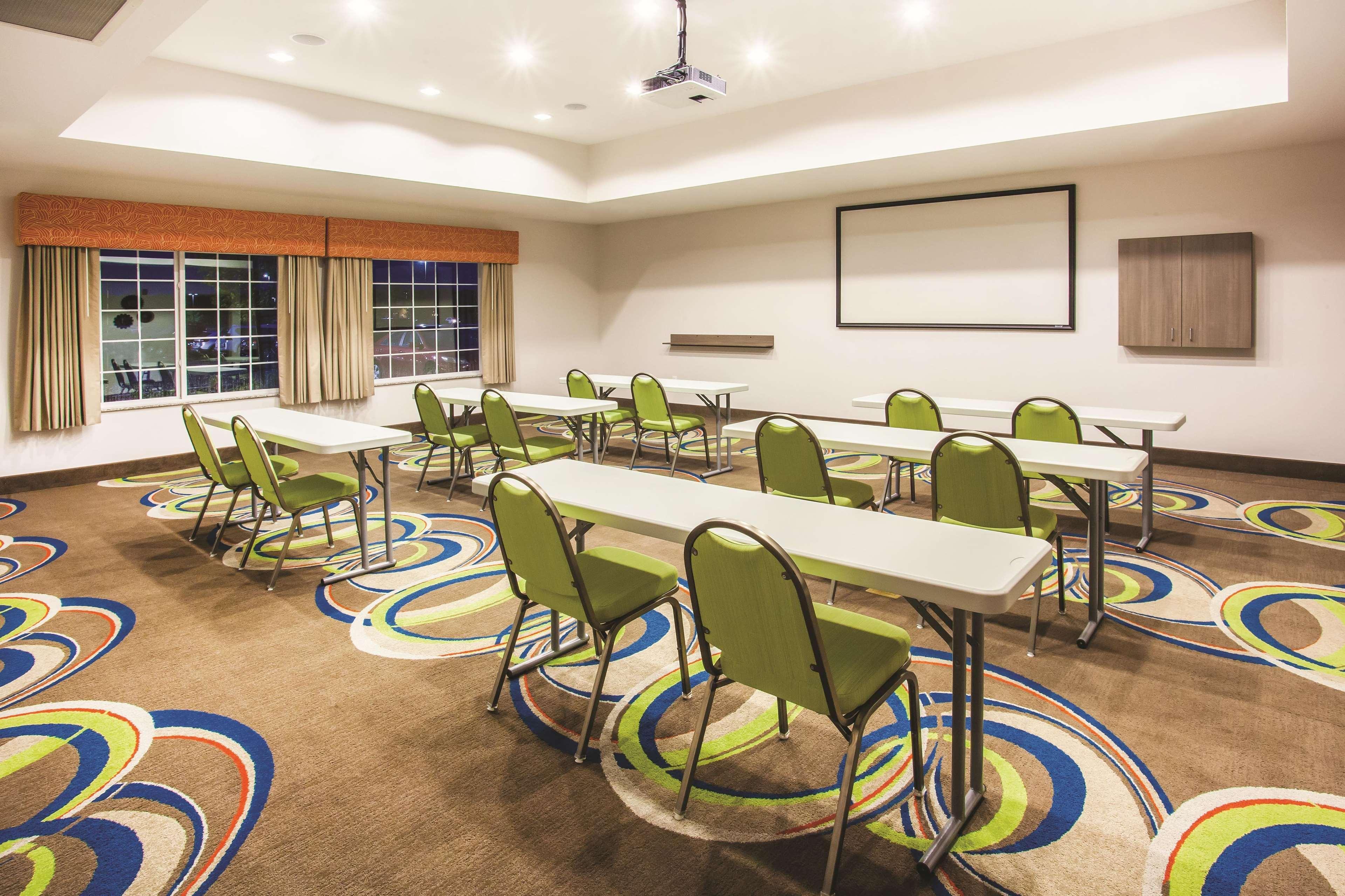 La Quinta By Wyndham St. Paul-Woodbury Exterior foto